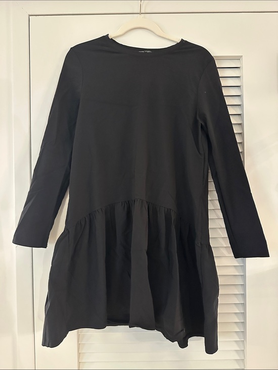 Zara Dresses & Skirts - Zara Black Long-Sleeve Mini Dress